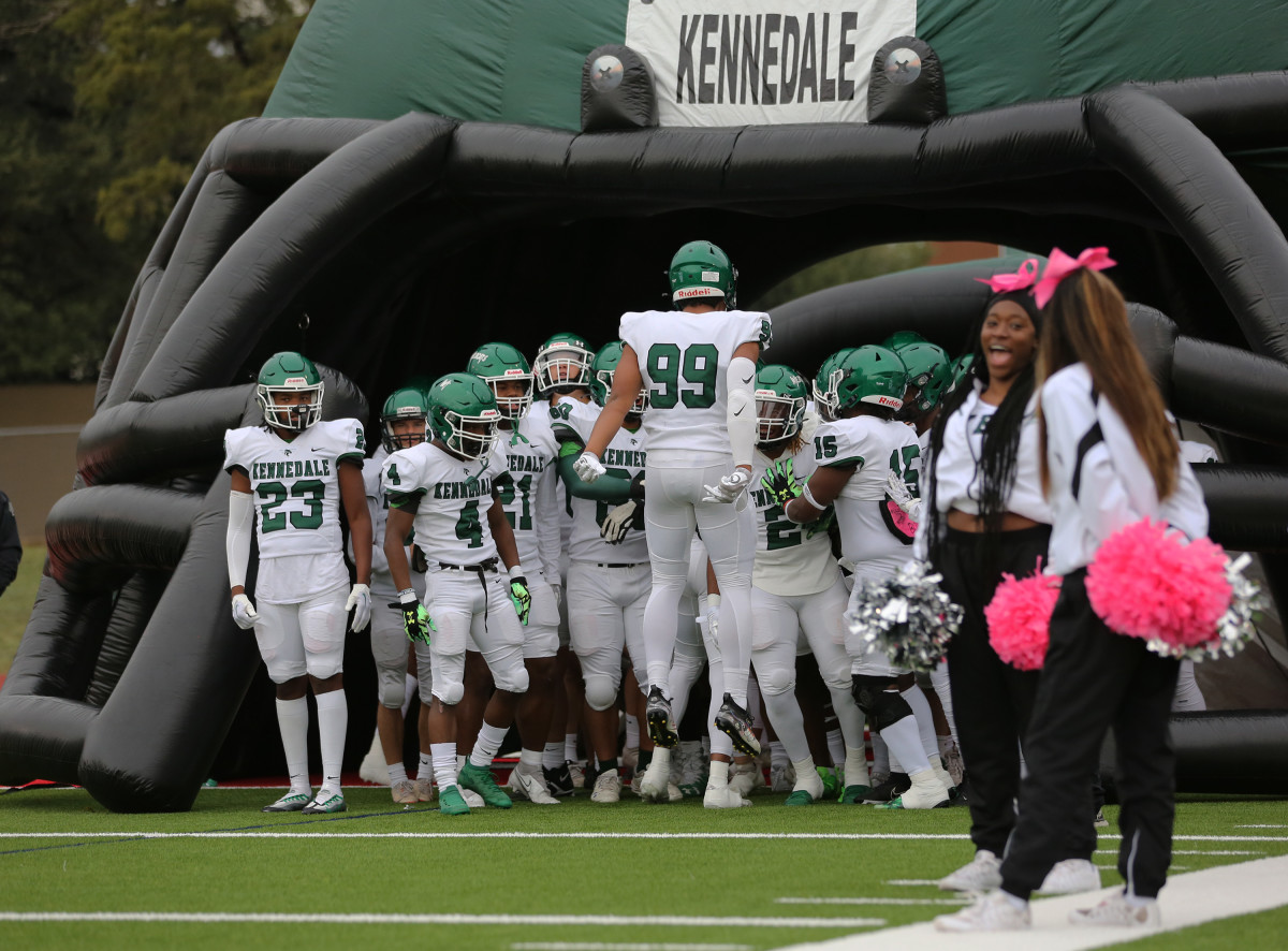 Kennedale Fort Worth Western Hills Texas football 102922 Brian McLean 1